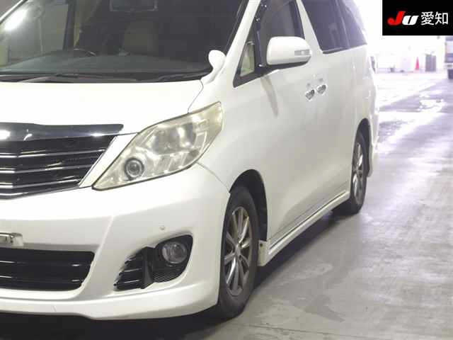 TOYOTA ALPHARD 2010