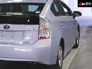 TOYOTA PRIUS 2011