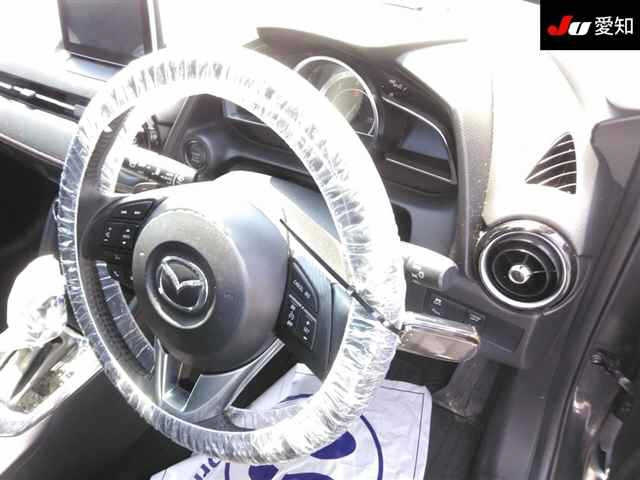 MAZDA DEMIO 2015