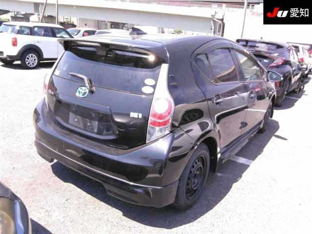 TOYOTA AQUA 2012
