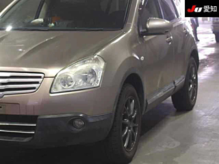 NISSAN DUALIS 2010