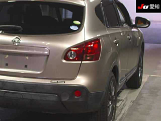NISSAN DUALIS 2010