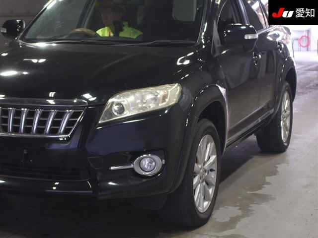 TOYOTA VANGUARD 2010