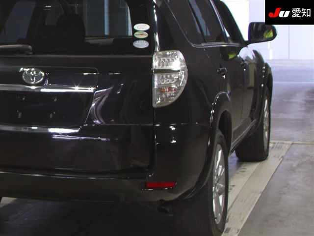 TOYOTA VANGUARD 2010