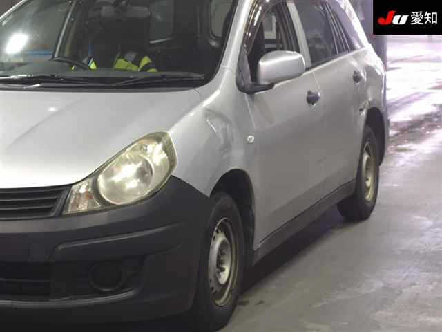 NISSAN AD 2012