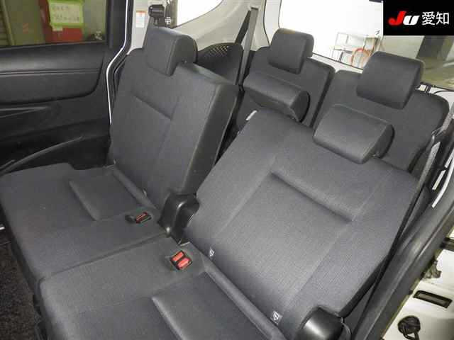 TOYOTA SIENTA 2018