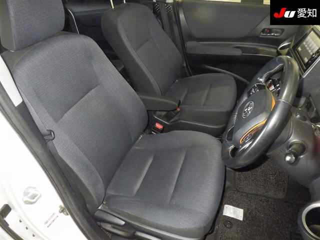 TOYOTA SIENTA 2018