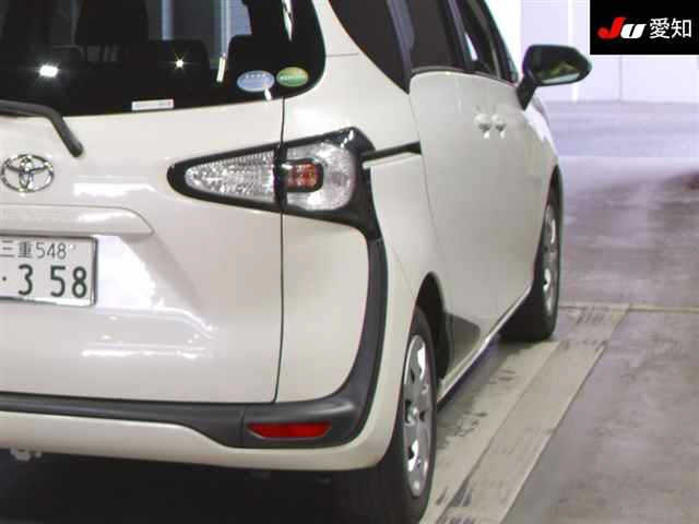 TOYOTA SIENTA 2018