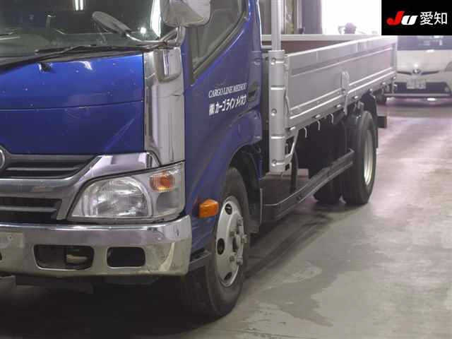 HINO DUTRO 2012