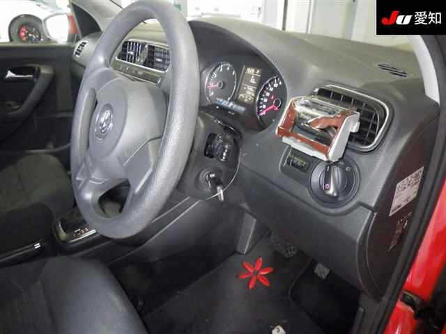 VOLKSWAGEN POLO 2009
