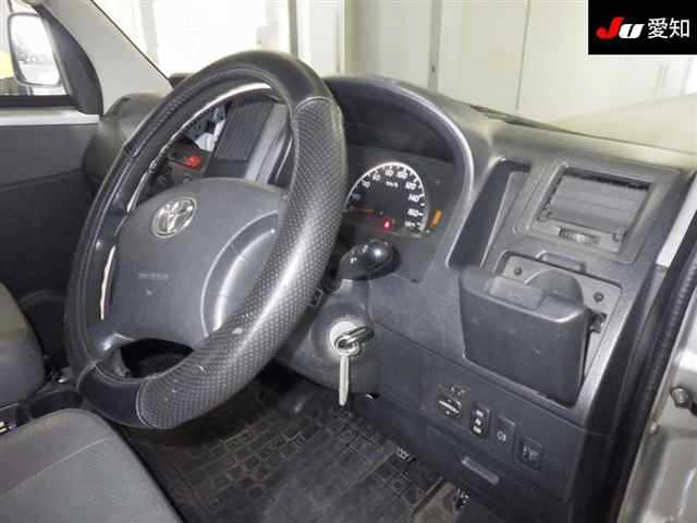 TOYOTA LITE ACE VAN 2018