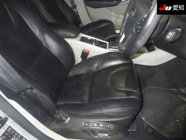 VOLVO V40 2013