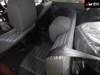 MAZDA DEMIO 2010