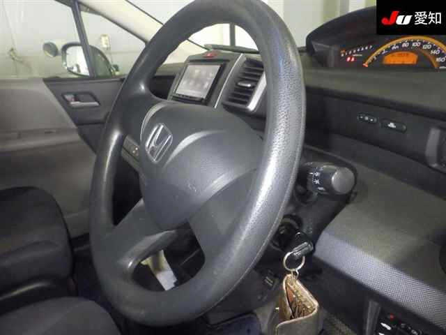 HONDA FREED 2010