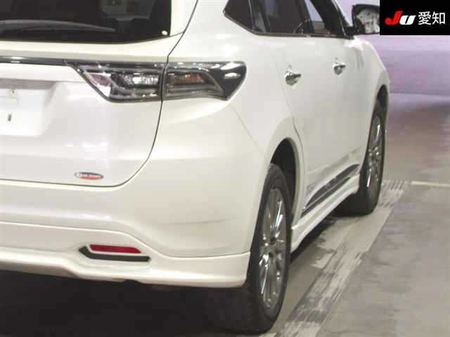 TOYOTA HARRIER 2014