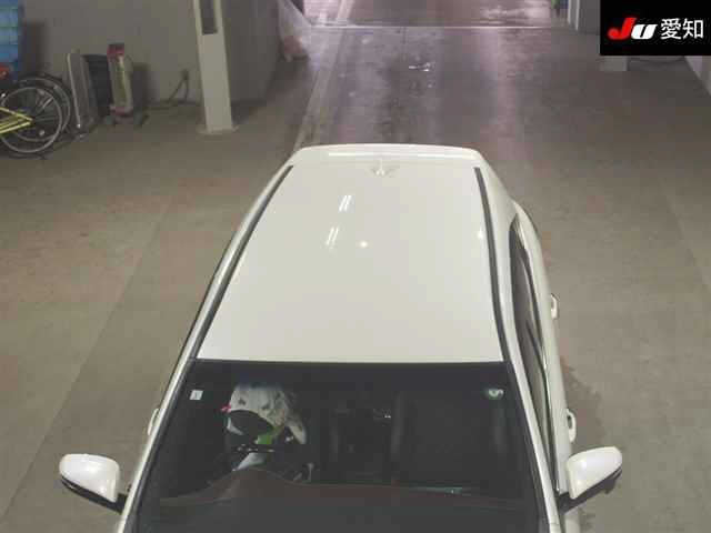 TOYOTA HARRIER 2014