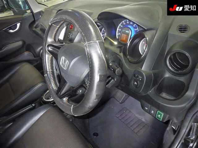 HONDA FIT SHUTTLE 2011