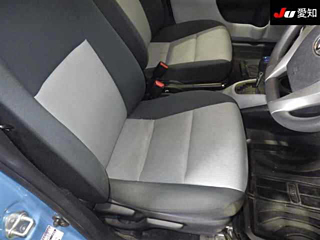 TOYOTA AQUA 2012