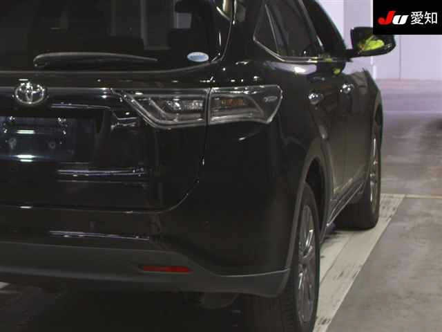TOYOTA HARRIER 2014