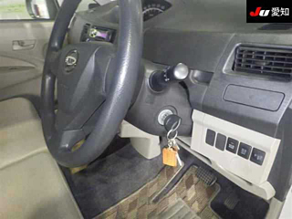DAIHATSU MOVE 2012