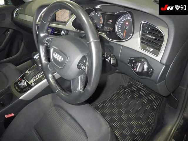 AUDI A4 2012