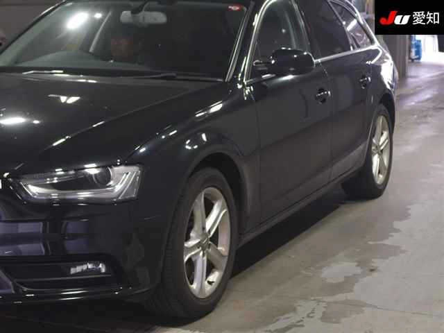 AUDI A4 2012