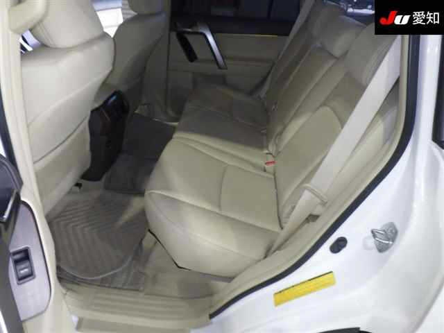 TOYOTA LAND CRUISER PRADO 2013