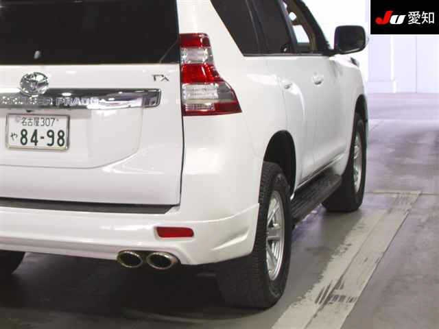 TOYOTA LAND CRUISER PRADO 2013