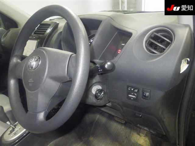 TOYOTA IST 2008