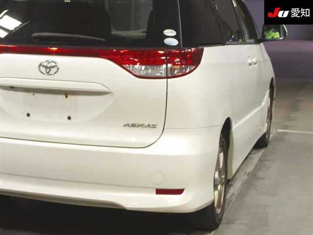 TOYOTA ESTIMA 2009