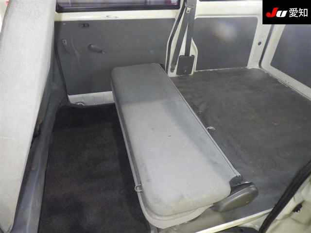 NISSAN CLIPPER VAN 2010