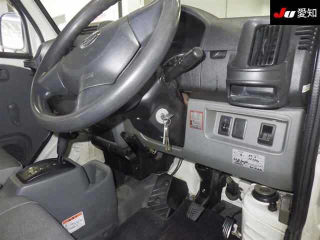 NISSAN CLIPPER VAN 2010