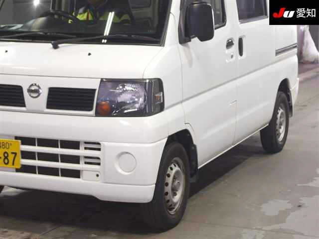 NISSAN CLIPPER VAN 2010