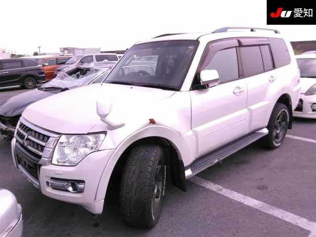 MITSUBISHI PAJERO 2016
