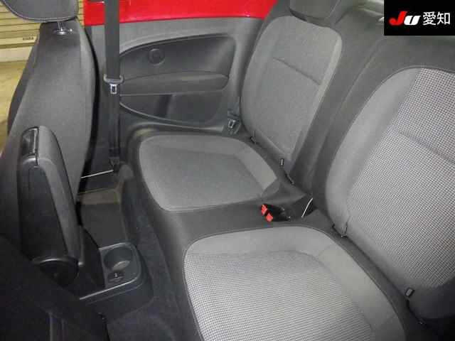 VOLKSWAGEN THE BEETLE 2014