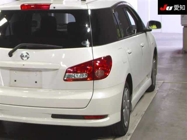NISSAN WINGROAD 2010