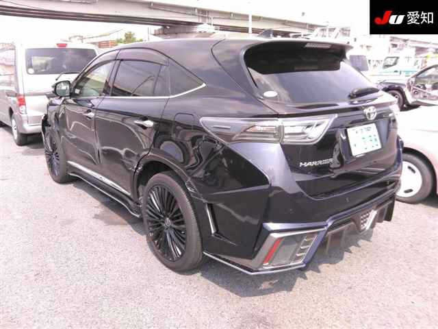 TOYOTA HARRIER 2014