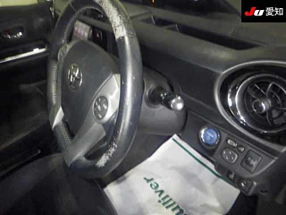 TOYOTA AQUA 2015