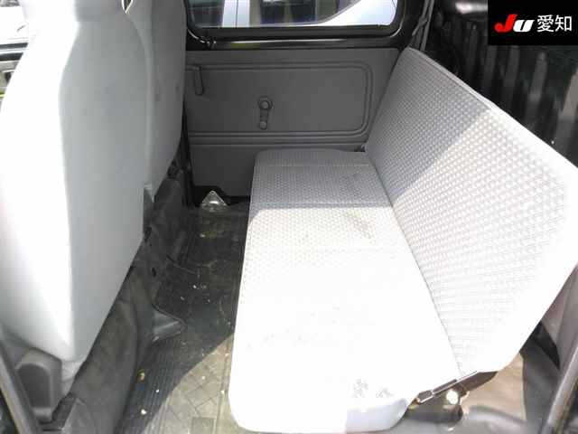 DAIHATSU HIJET VAN 2011