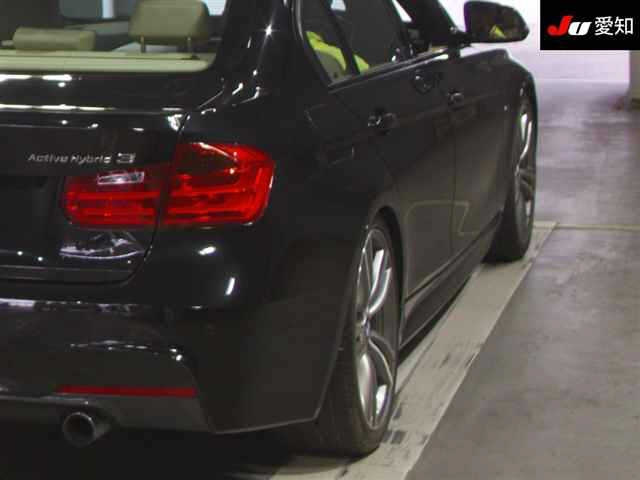BMW 3 SERIES 2012