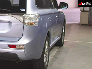 MITSUBISHI OUTLANDER PHEV 2013