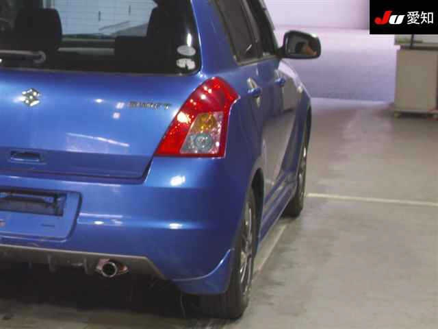 SUZUKI SWIFT 2010