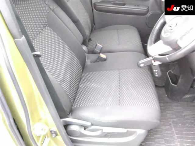 DAIHATSU WAKE 2016