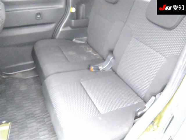 DAIHATSU WAKE 2016