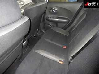 NISSAN JUKE 2012