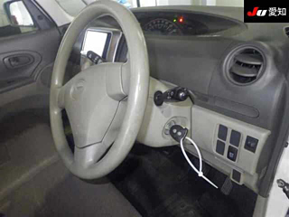 DAIHATSU TANTO 2013