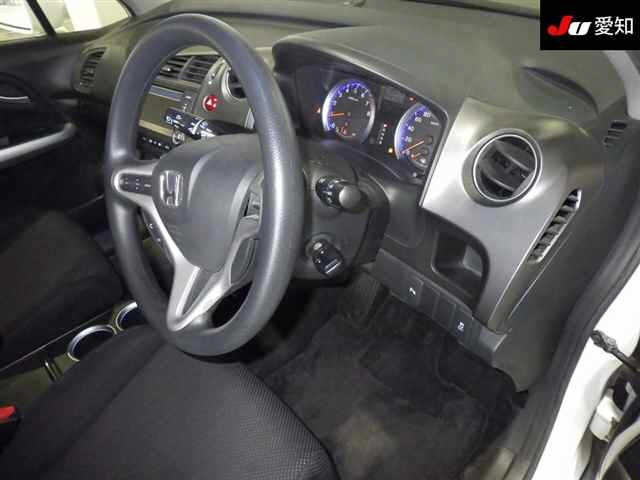 HONDA STREAM 2012