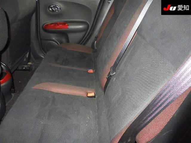 NISSAN JUKE 2011