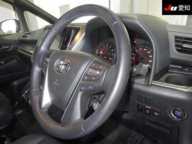 TOYOTA VELLFIRE 2021