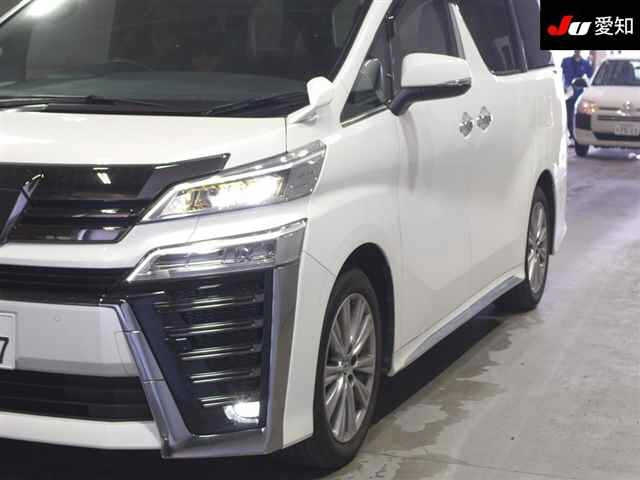 TOYOTA VELLFIRE 2021